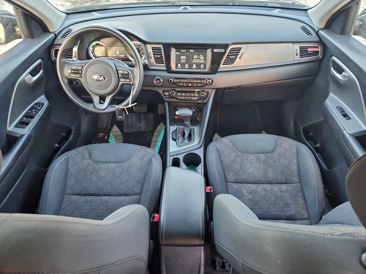 2017 KIA NIRO FE photo 8