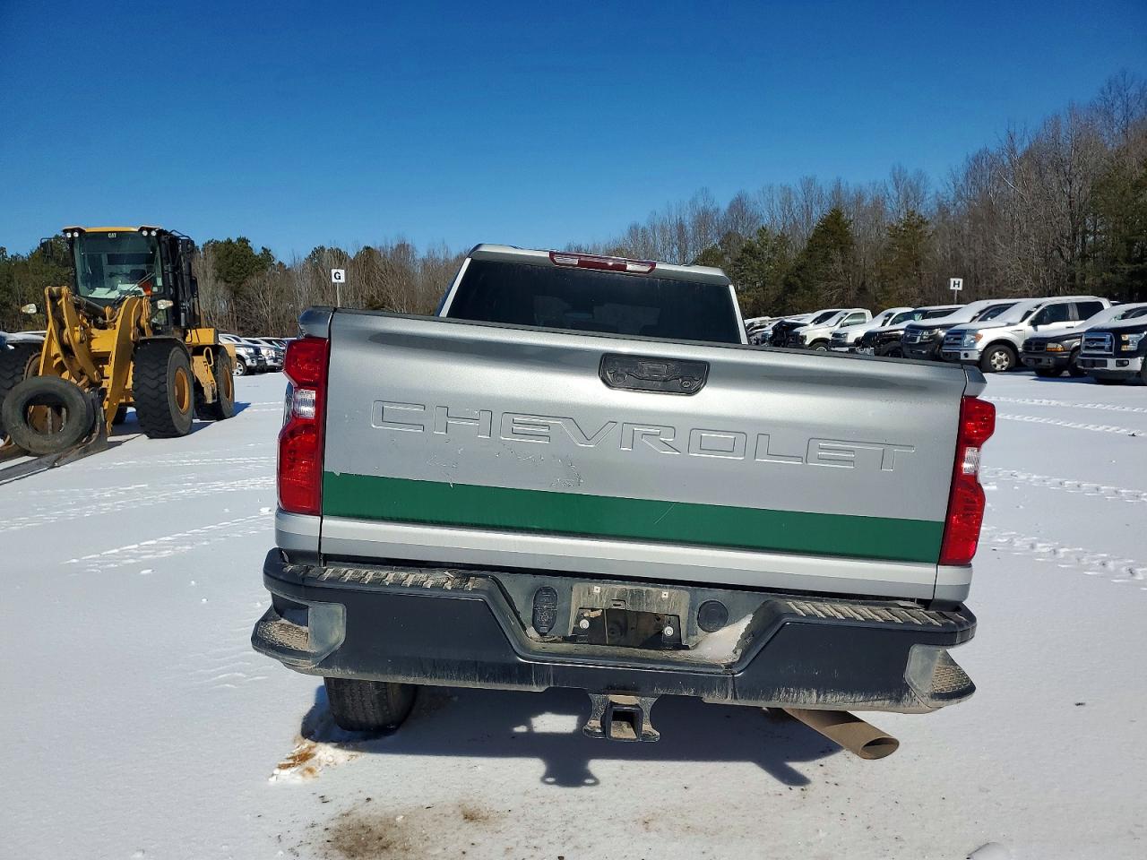 2025 CHEVROLET SILVERADO K2500 HEAVY DUTY photo 11