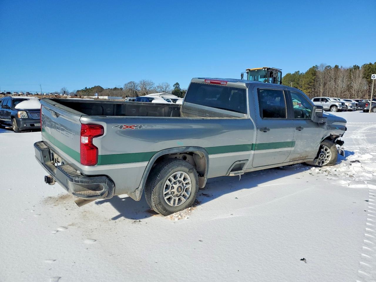 2025 CHEVROLET SILVERADO K2500 HEAVY DUTY photo 5