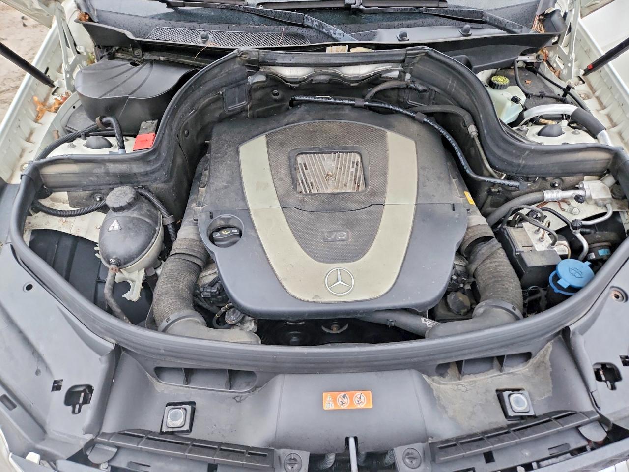 2011 MERCEDES-BENZ GLK 350 4MATIC photo 12