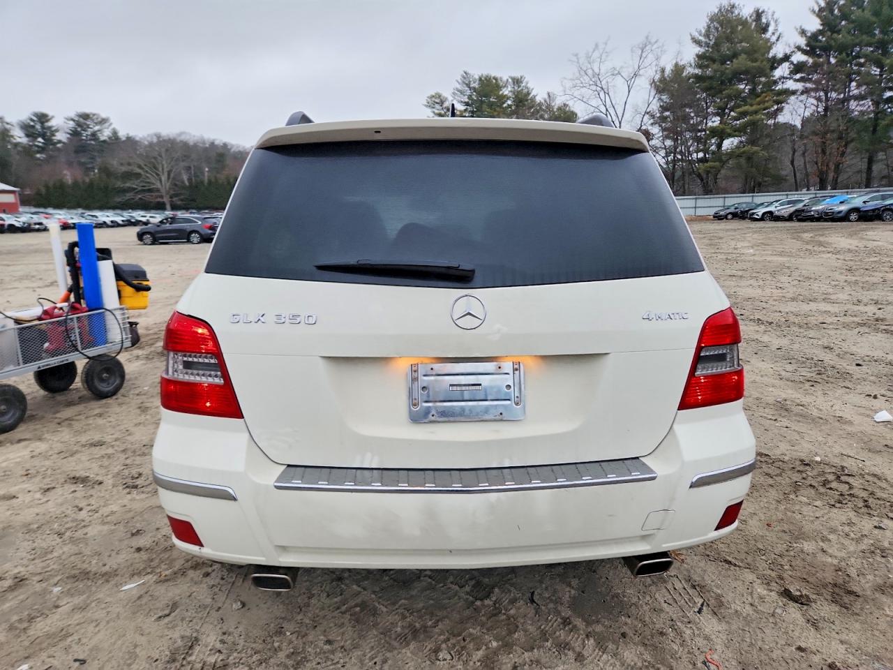2011 MERCEDES-BENZ GLK 350 4MATIC photo 6