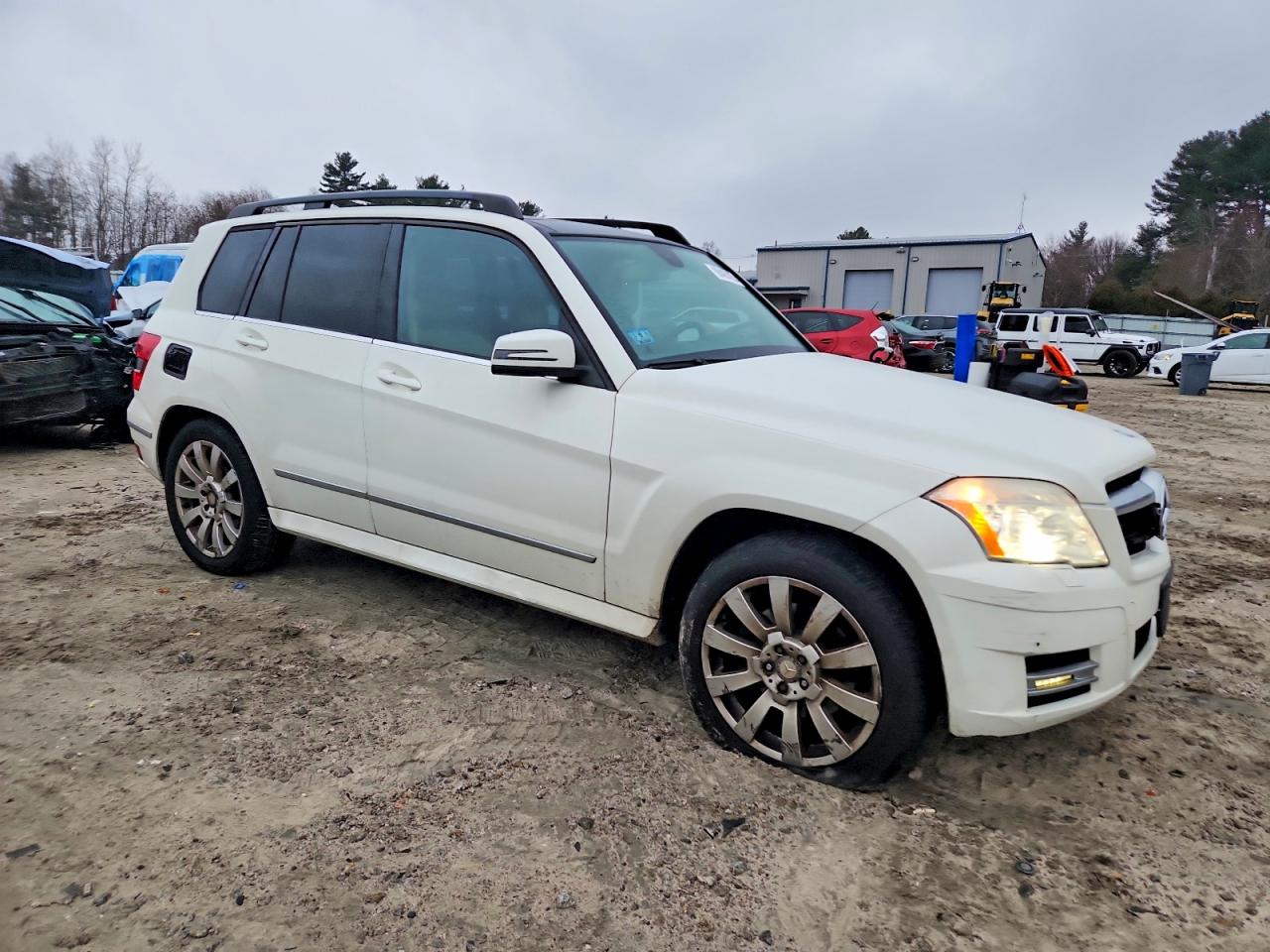 2011 MERCEDES-BENZ GLK 350 4MATIC photo 4