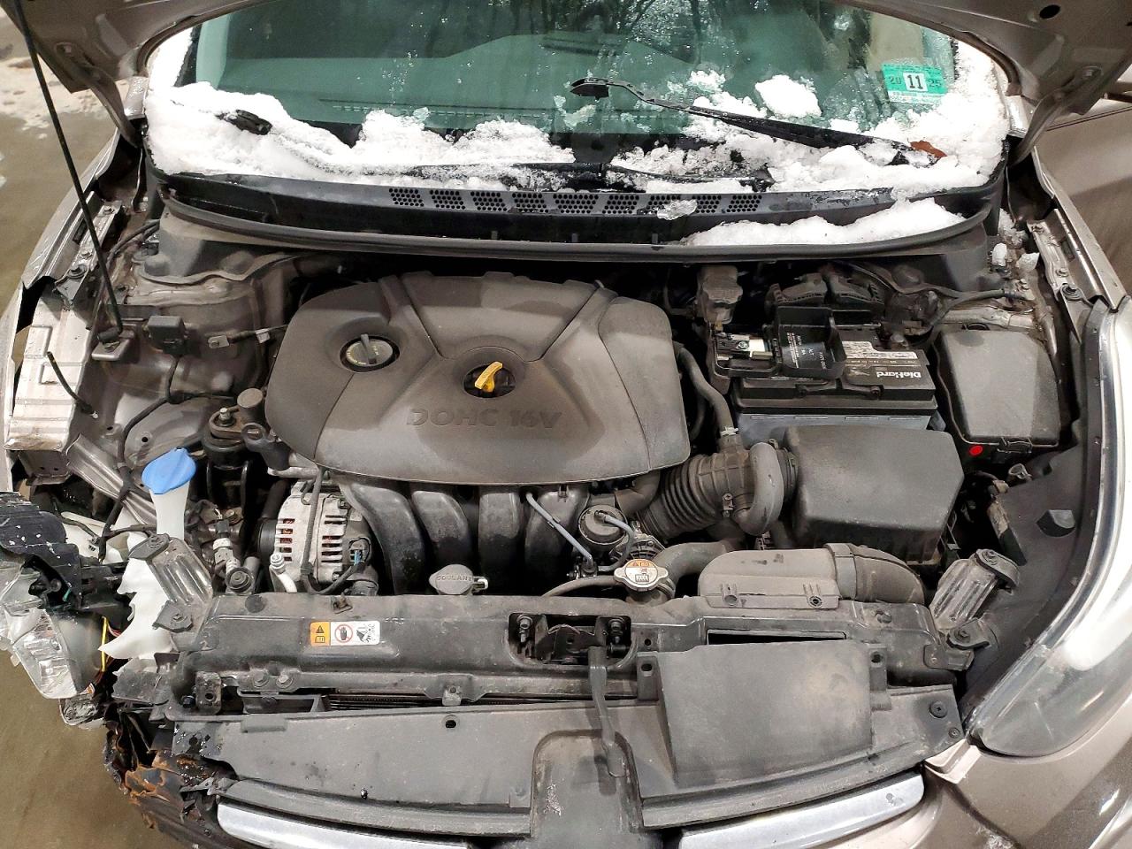 2016 HYUNDAI ELANTRA SE photo 11