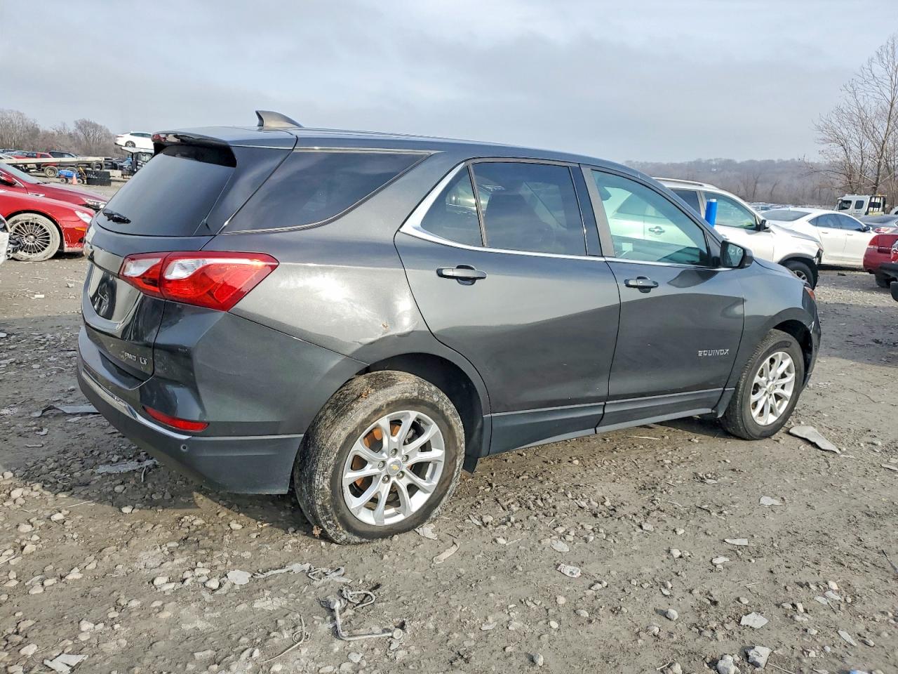 2020 CHEVROLET EQUINOX LT photo 3