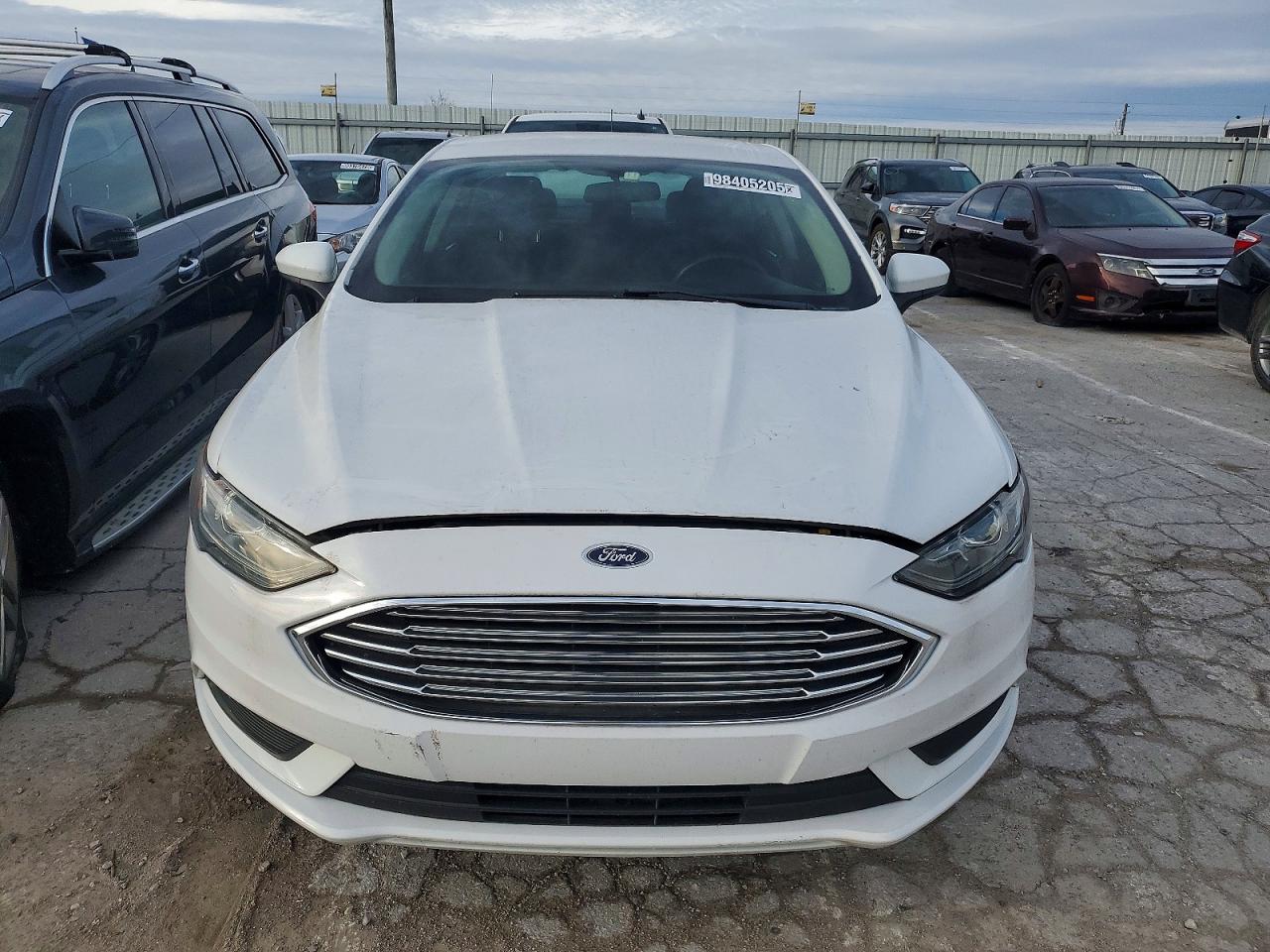 2017 FORD FUSION SE photo 9