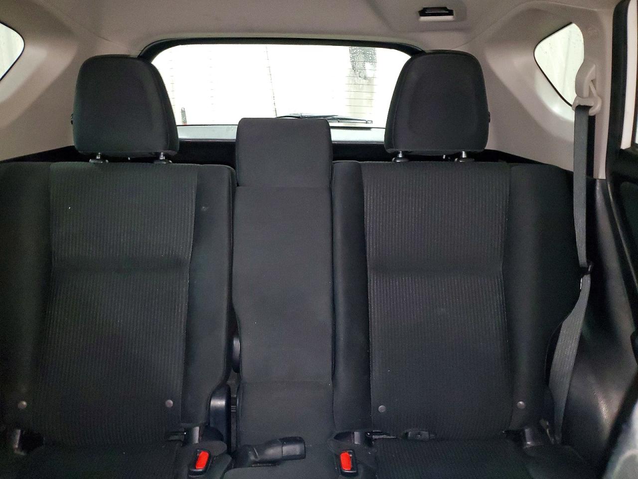 2018 TOYOTA RAV4 LE photo 10