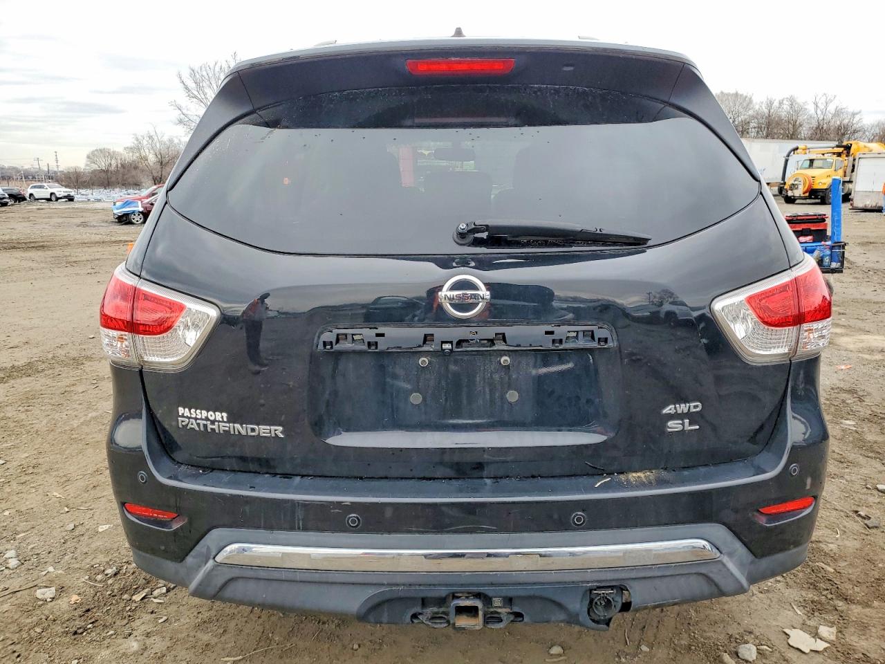 2013 NISSAN PATHFINDER S photo 6