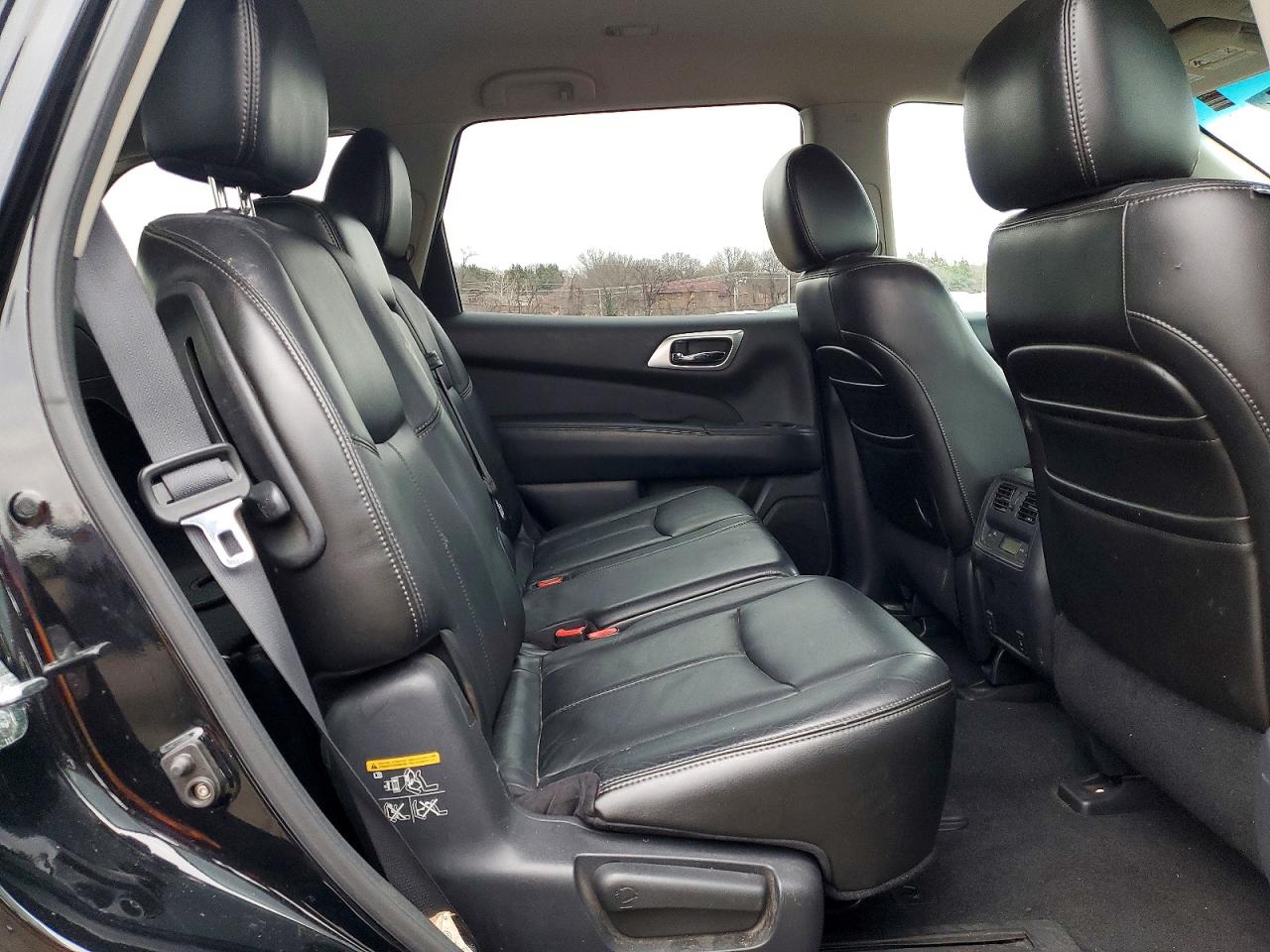 2013 NISSAN PATHFINDER S photo 11