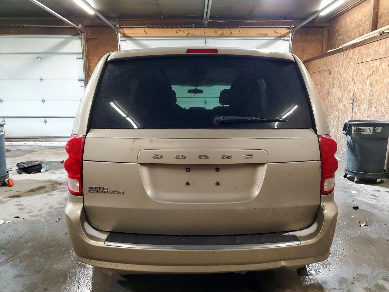 2013 DODGE GRAND CARAVAN SE photo 11