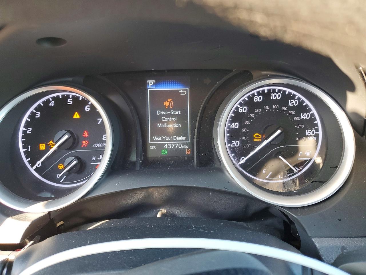 2023 TOYOTA CAMRY LE photo 9