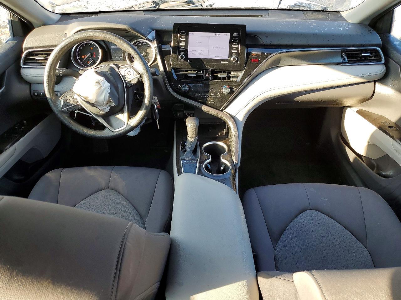2023 TOYOTA CAMRY LE photo 8