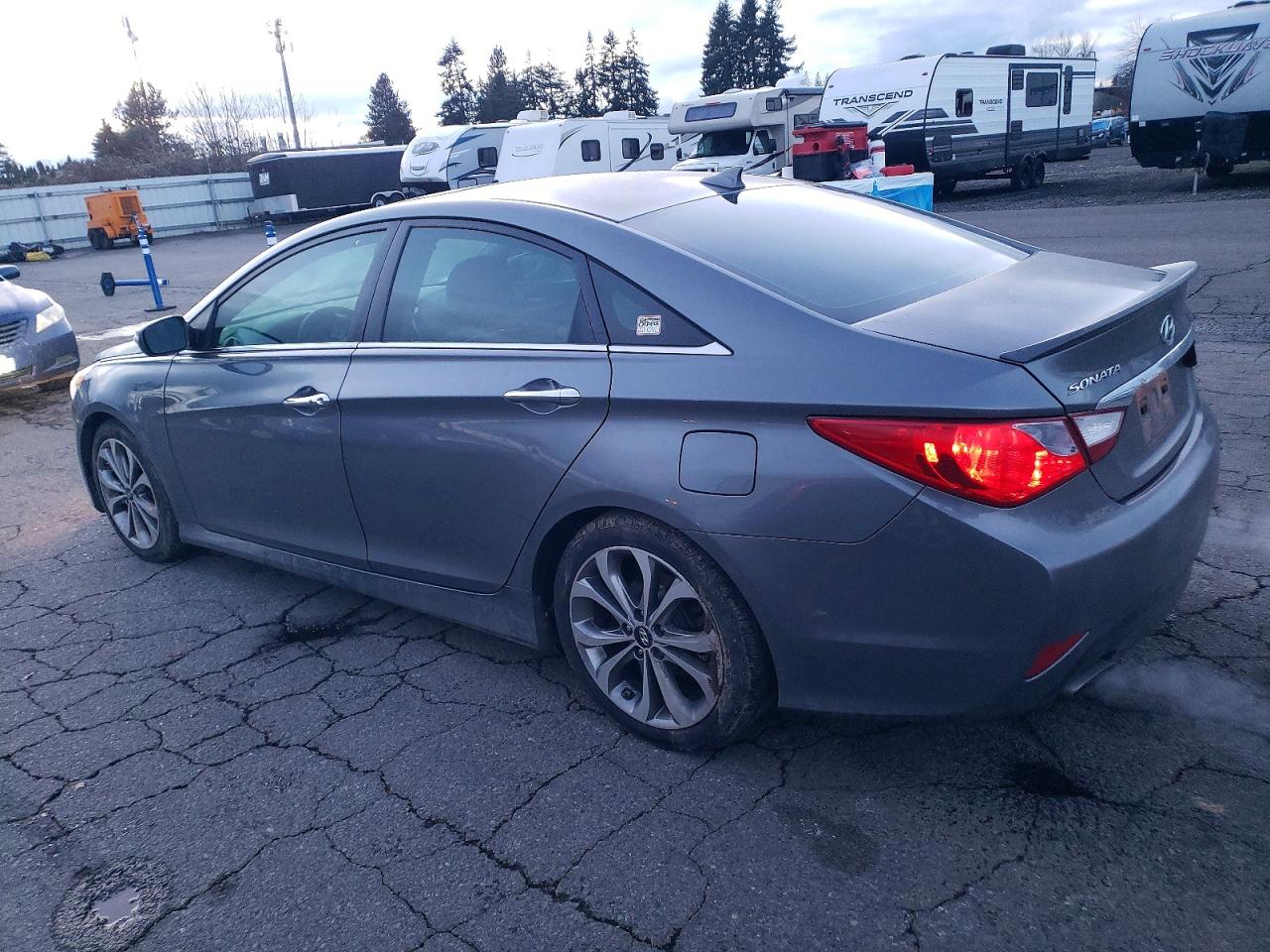 2014 HYUNDAI SONATA SE photo 2