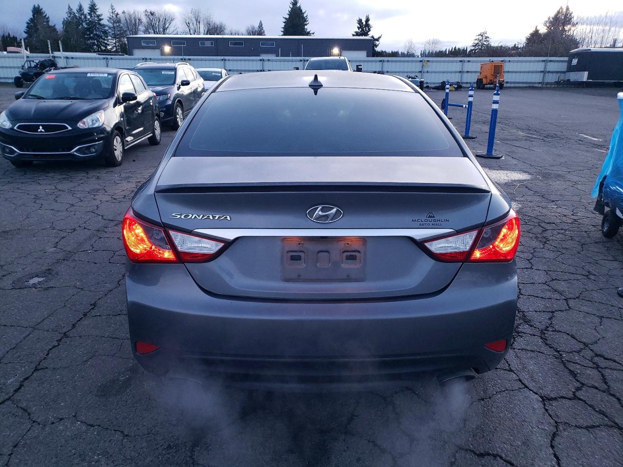 2014 HYUNDAI SONATA SE photo 6