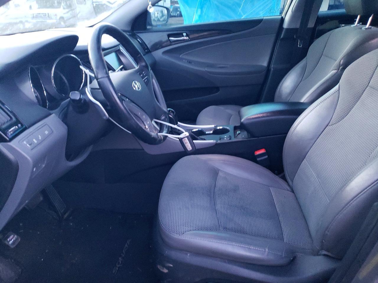 2014 HYUNDAI SONATA SE photo 7
