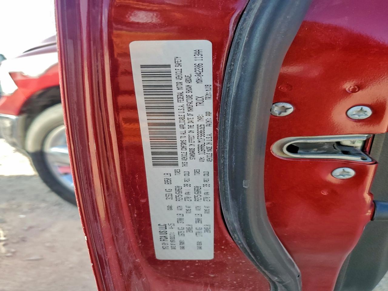 2015 RAM 1500 SLT photo 23