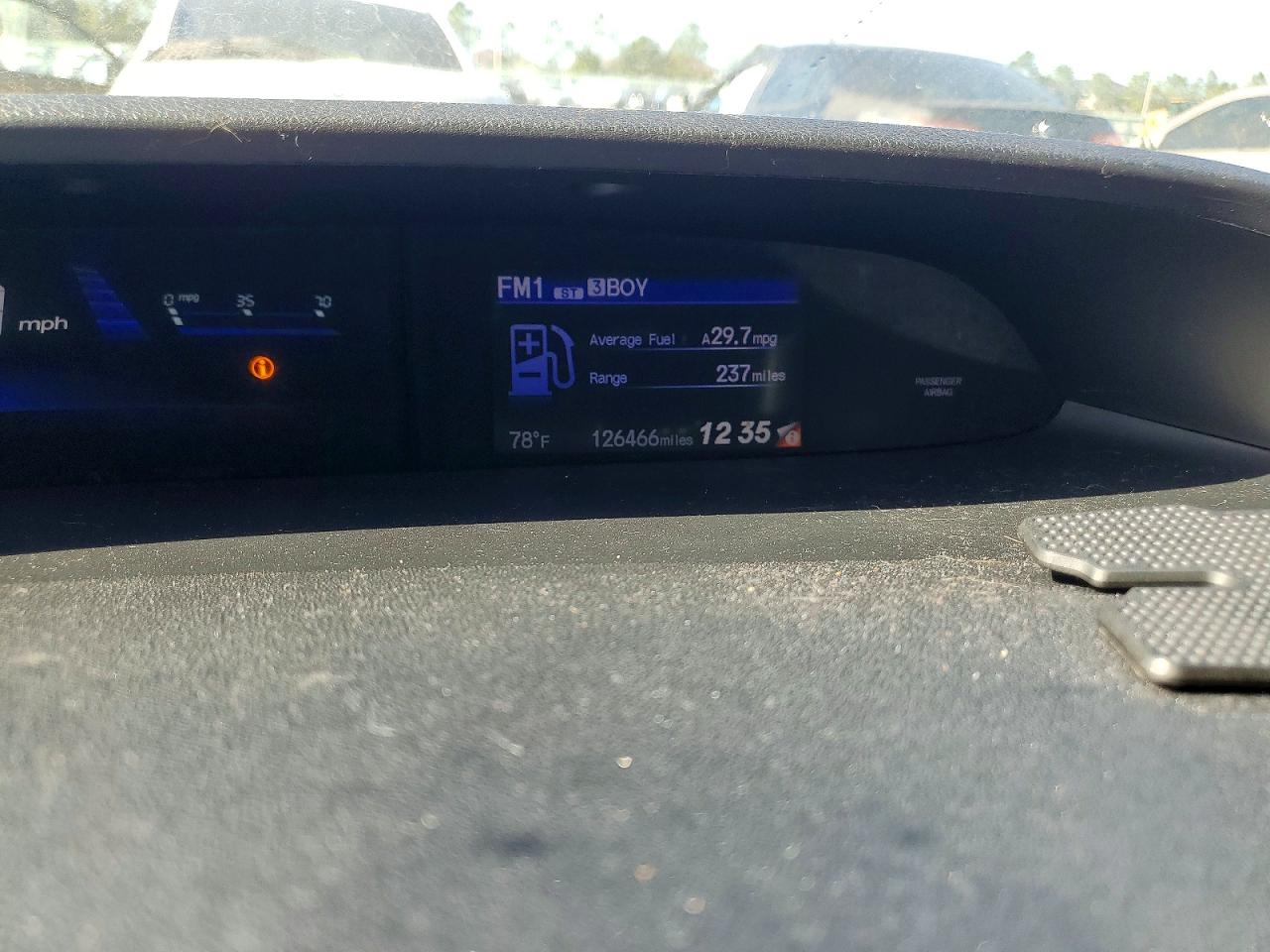 2015 HONDA CIVIC LX photo 9