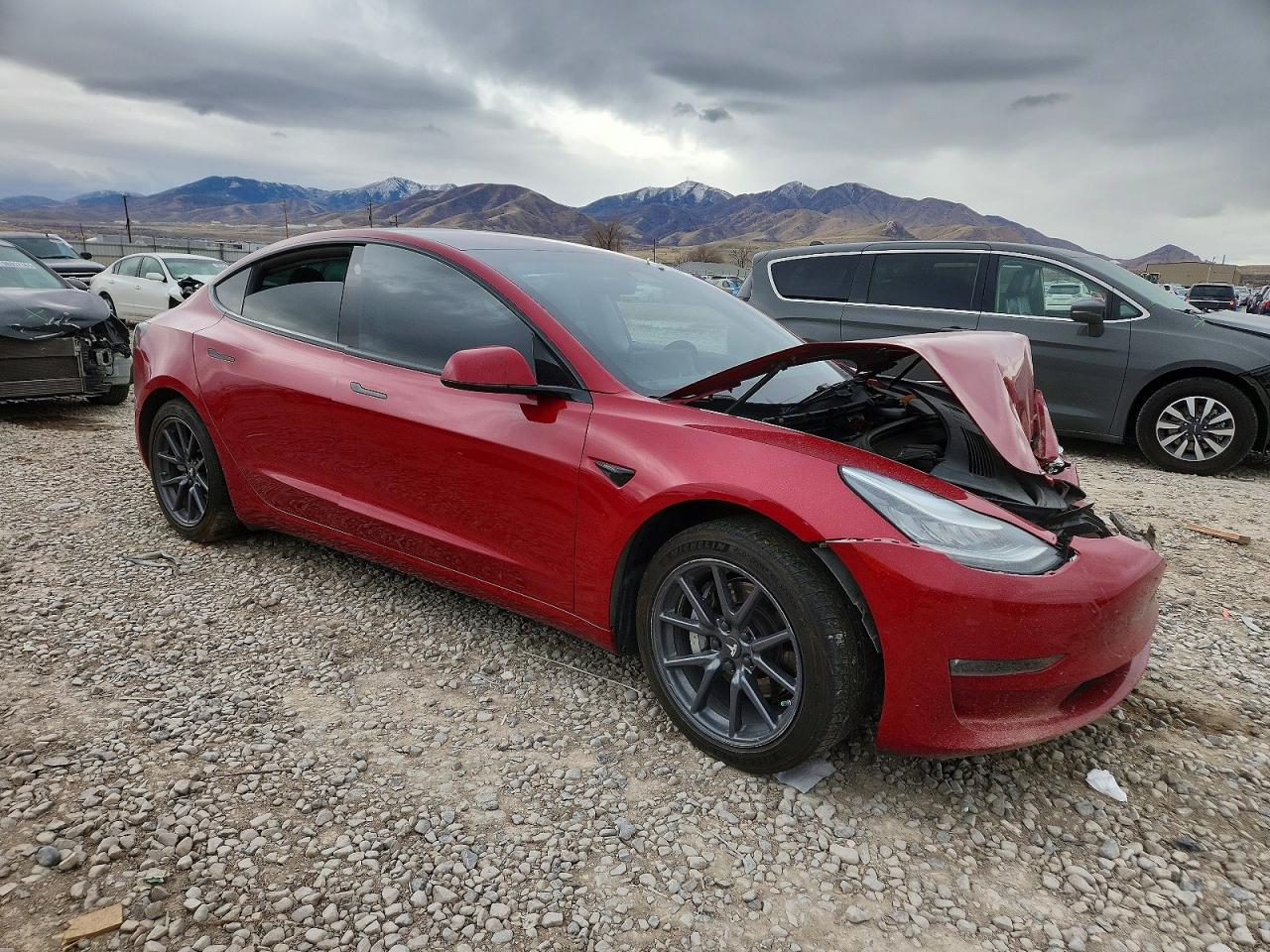 2018 TESLA MODEL 3 photo 4