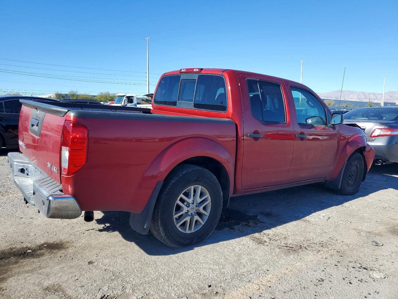 2018 NISSAN FRONTIER S photo 3