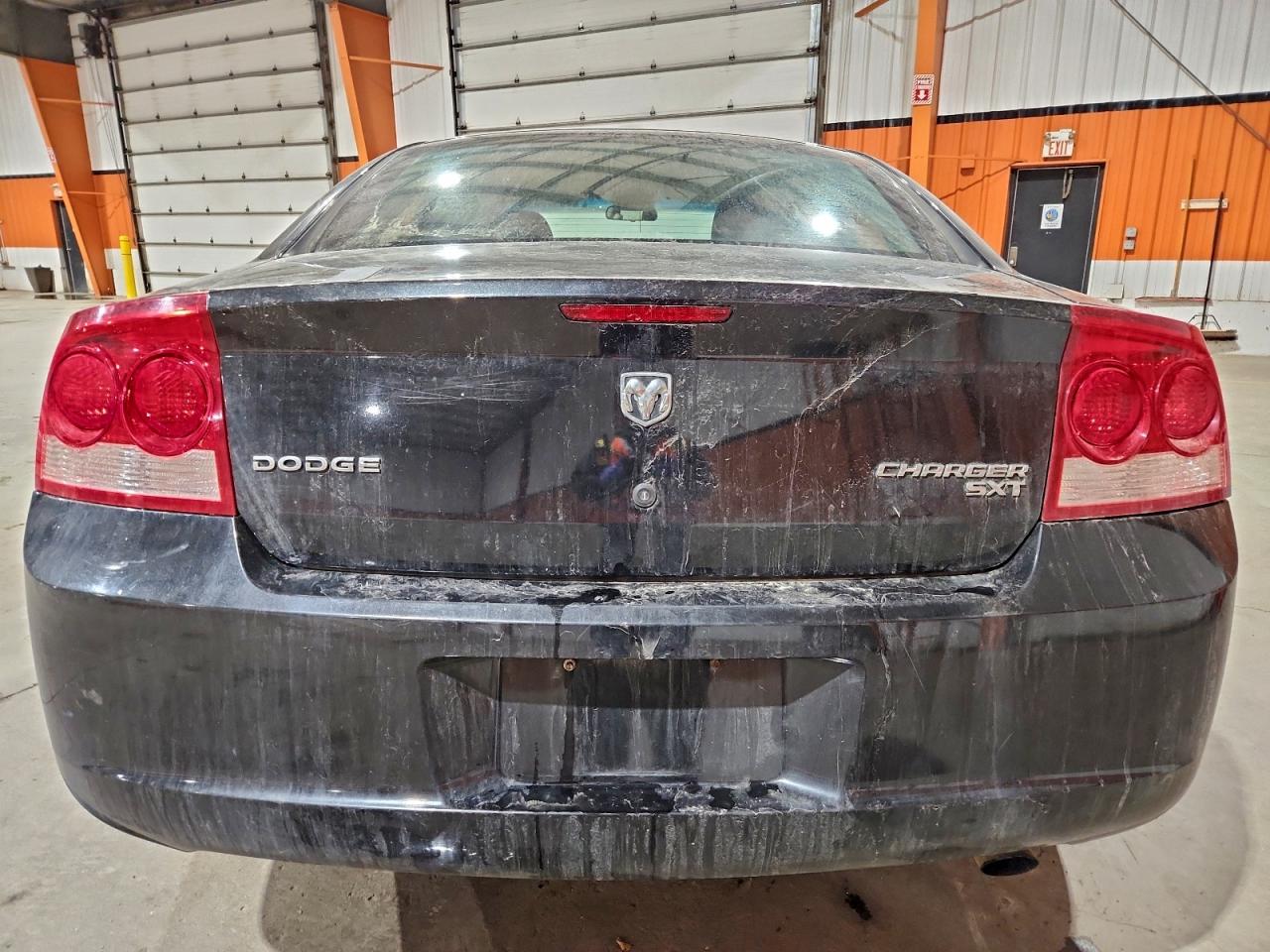 2010 DODGE CHARGER SXT photo 6