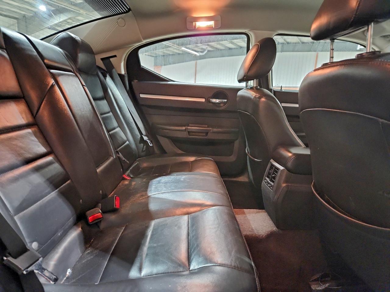 2010 DODGE CHARGER SXT photo 10