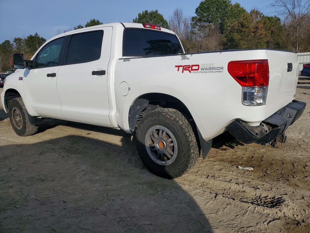 2012 TOYOTA TUNDRA CREWMAX SR5 photo 2