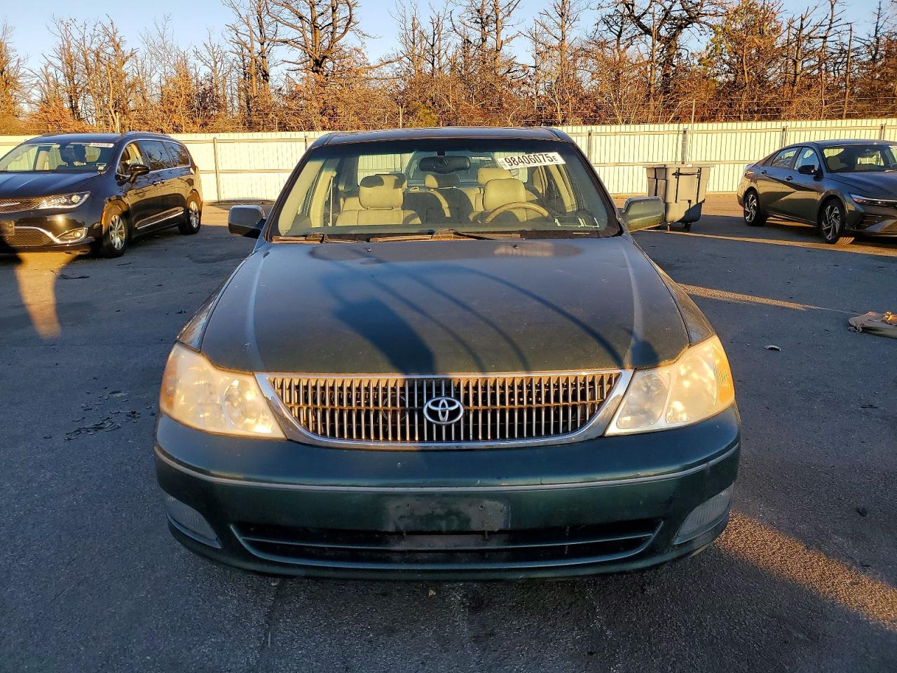 2000 TOYOTA AVALON XL photo 5