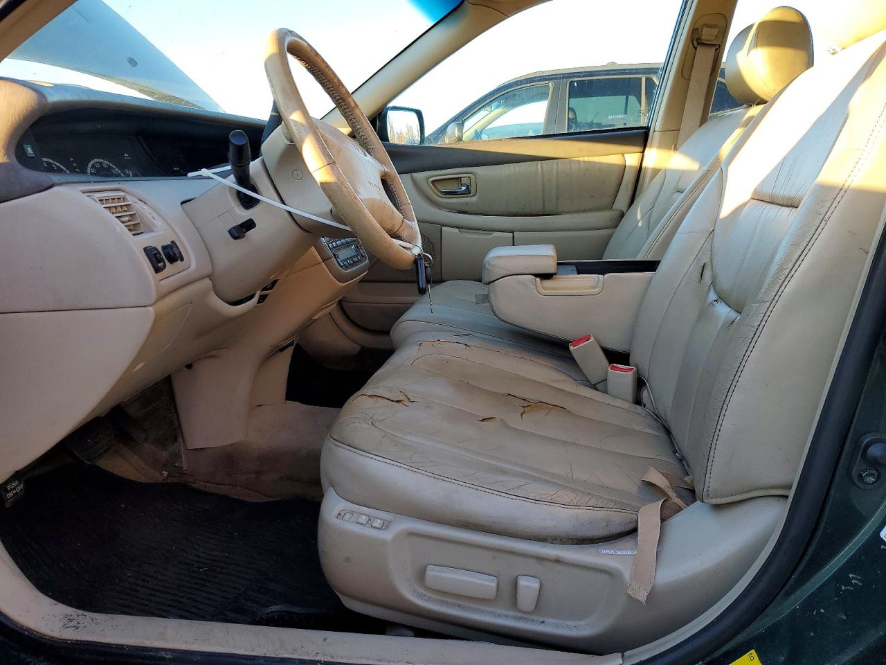 2000 TOYOTA AVALON XL photo 7