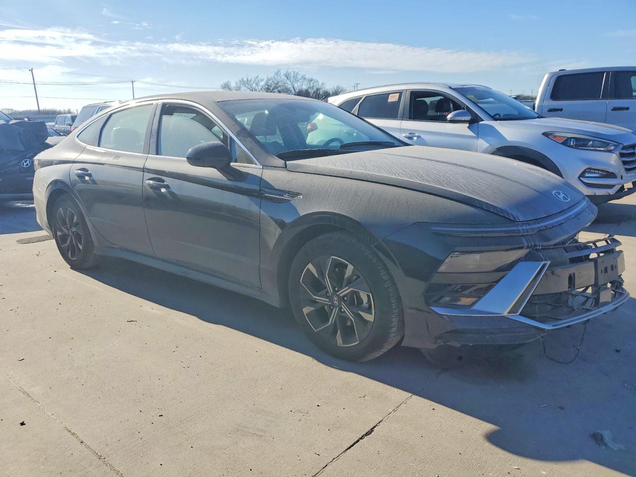 2025 HYUNDAI SONATA SEL photo 4