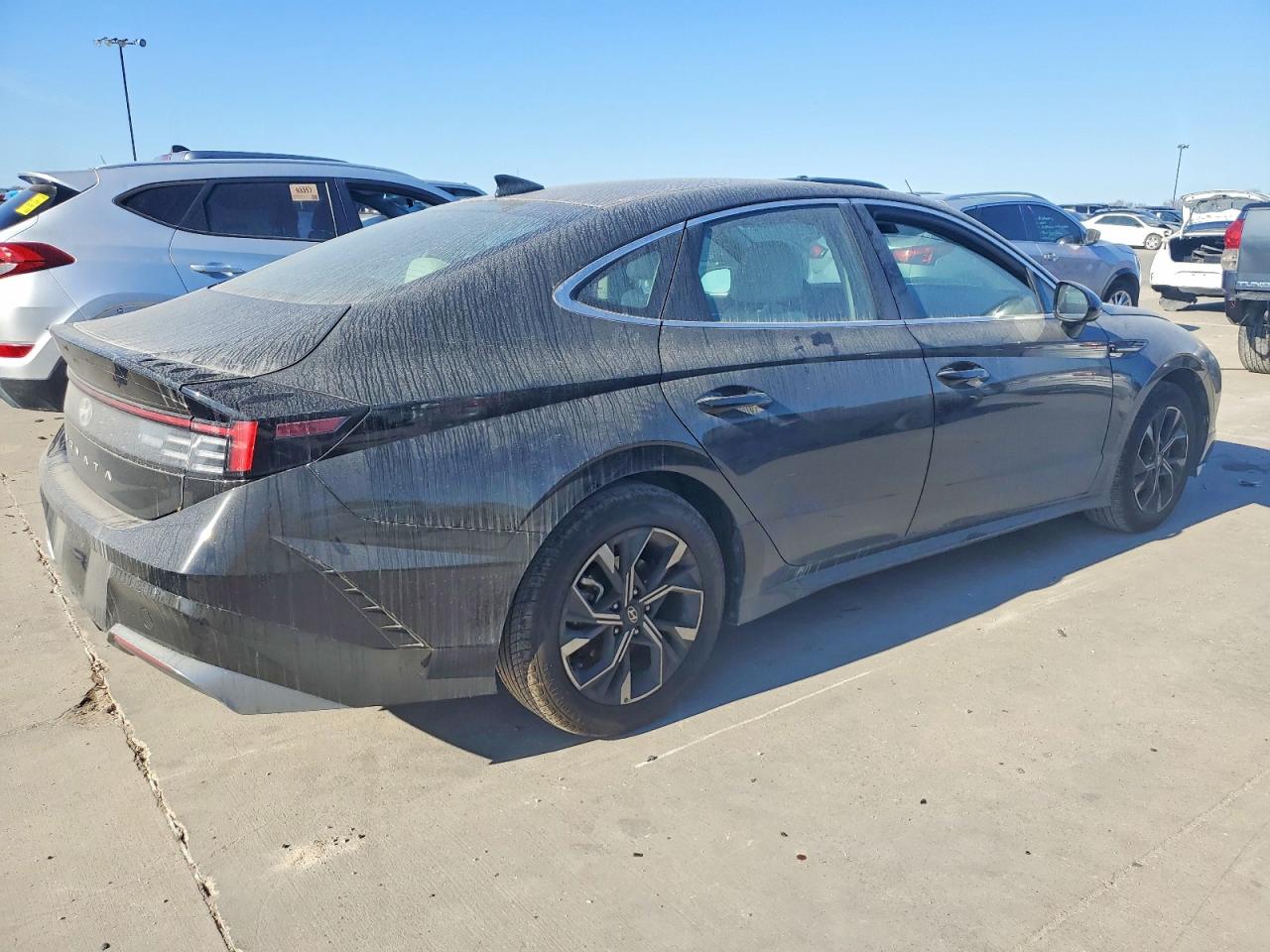 2025 HYUNDAI SONATA SEL photo 3