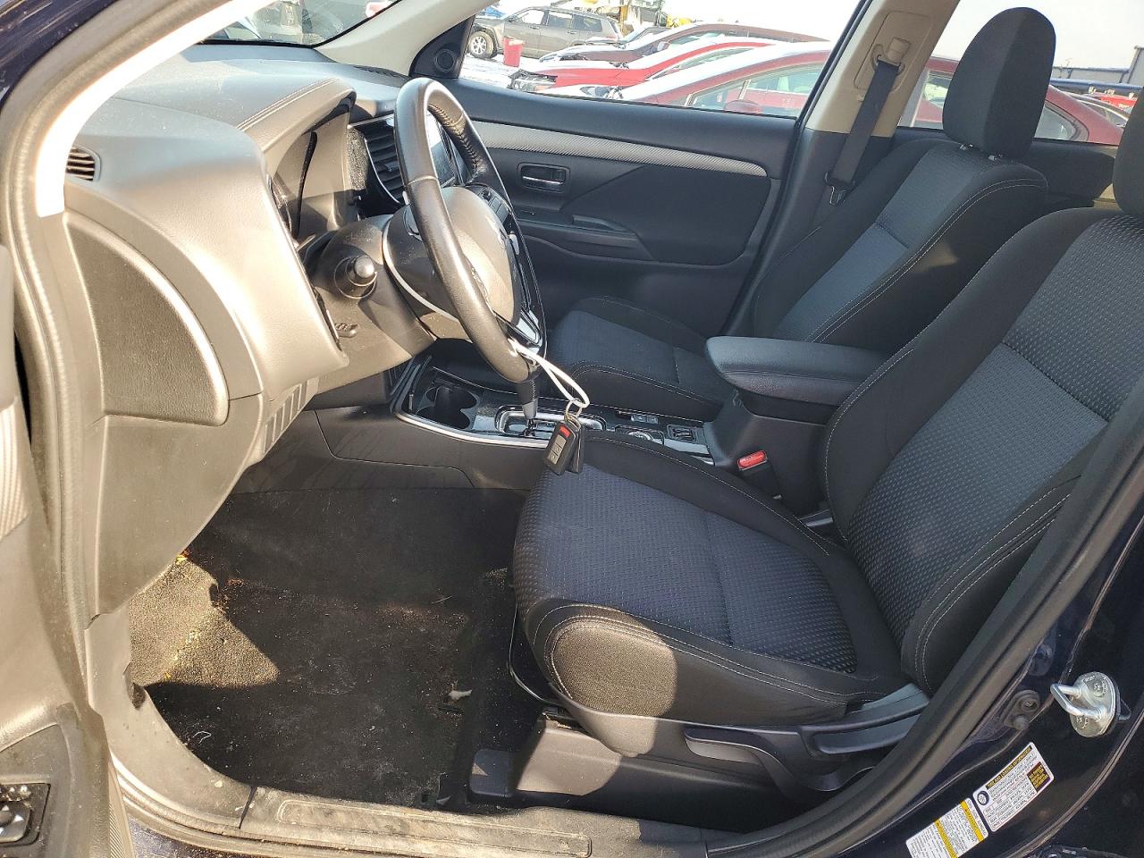 2018 MITSUBISHI OUTLANDER SE photo 7