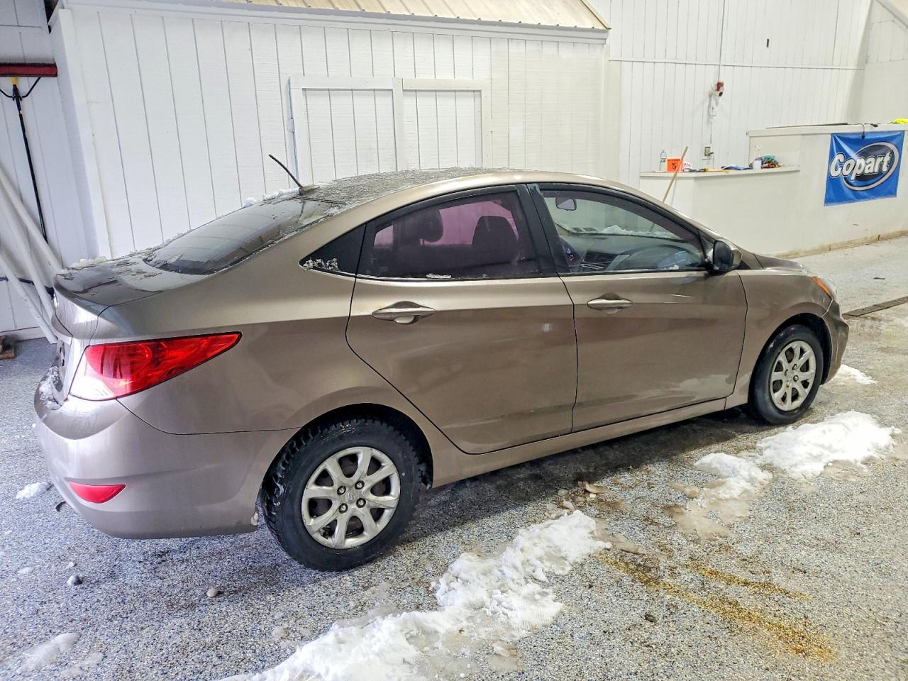 2012 HYUNDAI ACCENT GLS photo 3