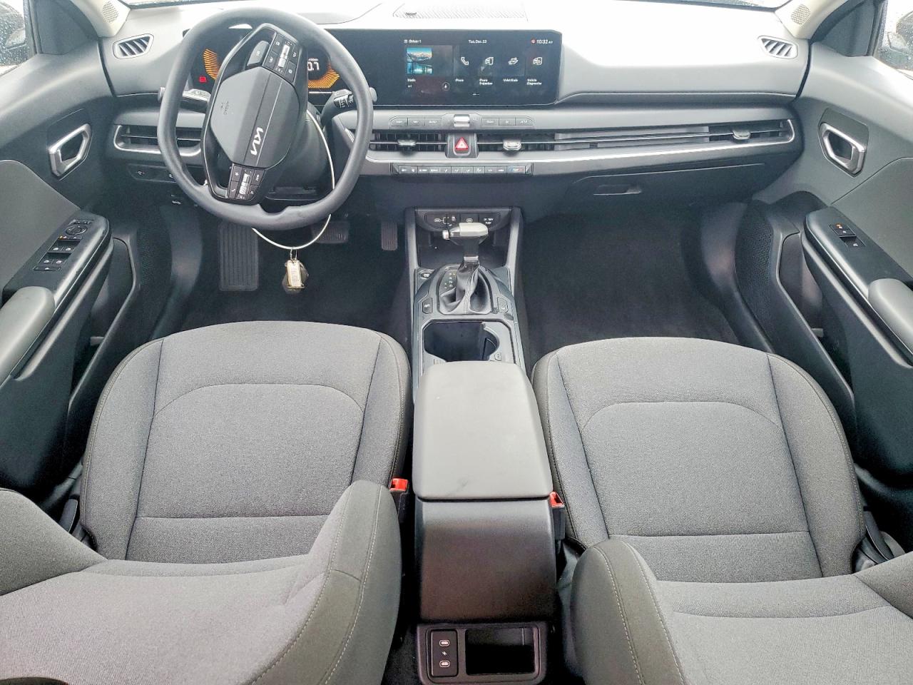 2025 KIA K4 LX photo 8