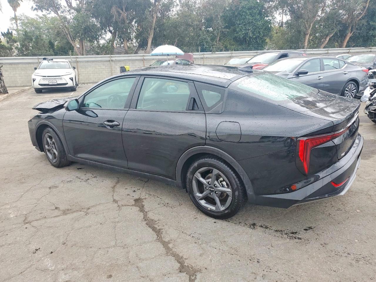 2025 KIA K4 LX photo 2