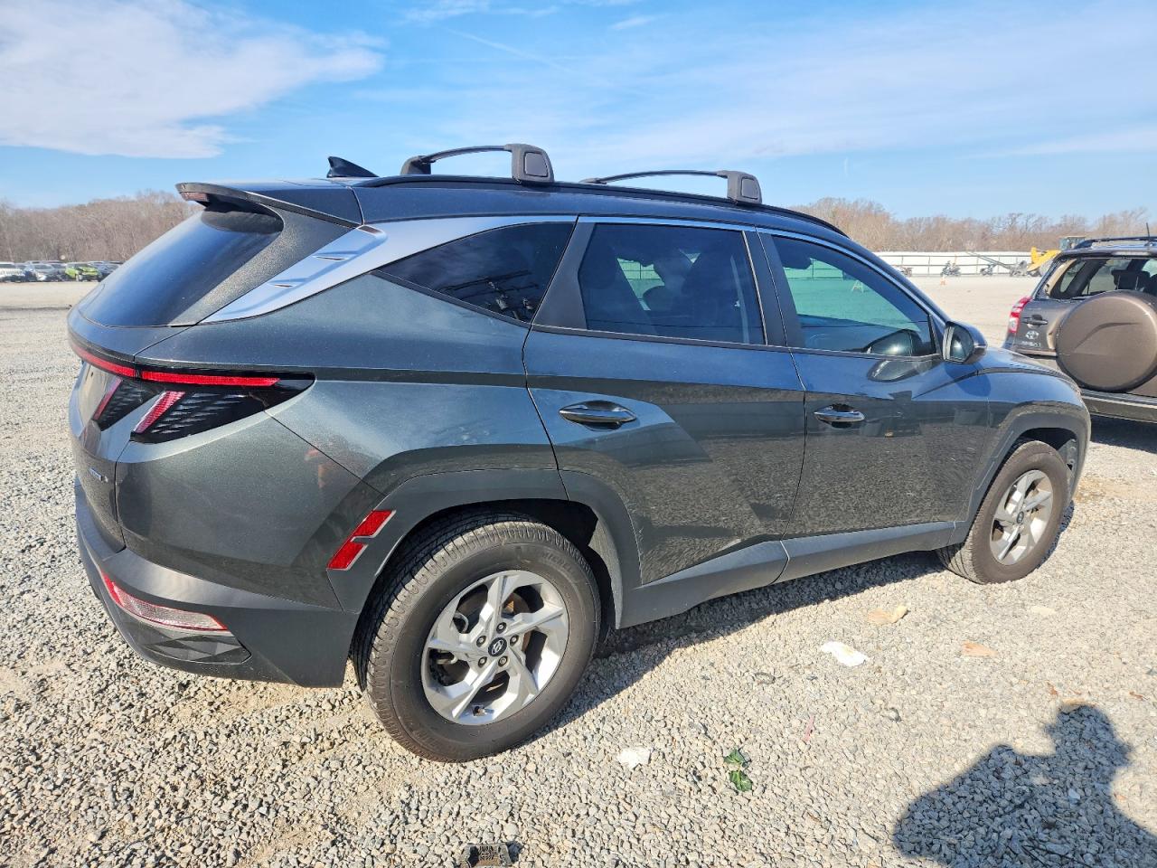 2022 HYUNDAI TUCSON SEL photo 3