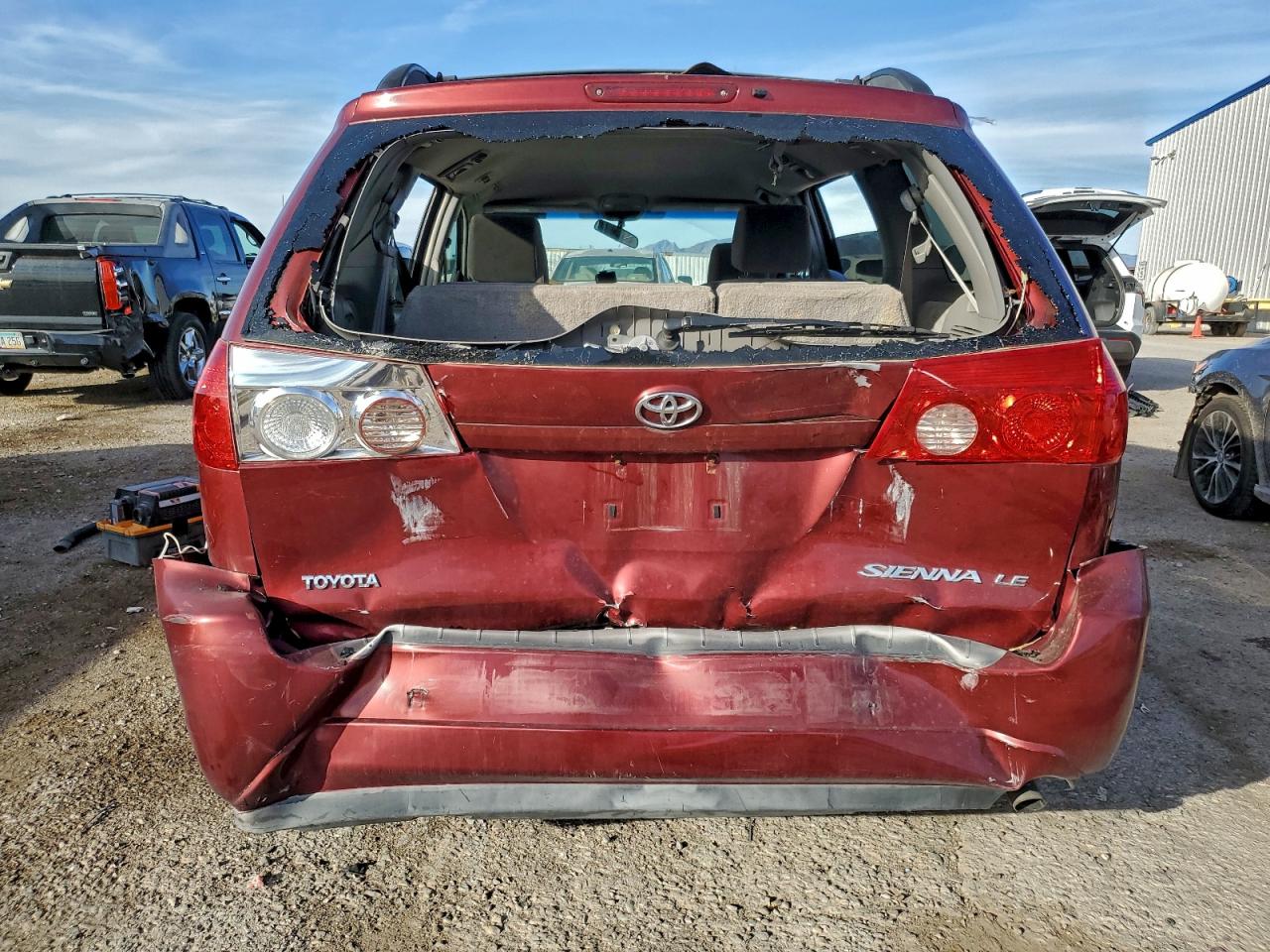 2007 TOYOTA SIENNA photo 6