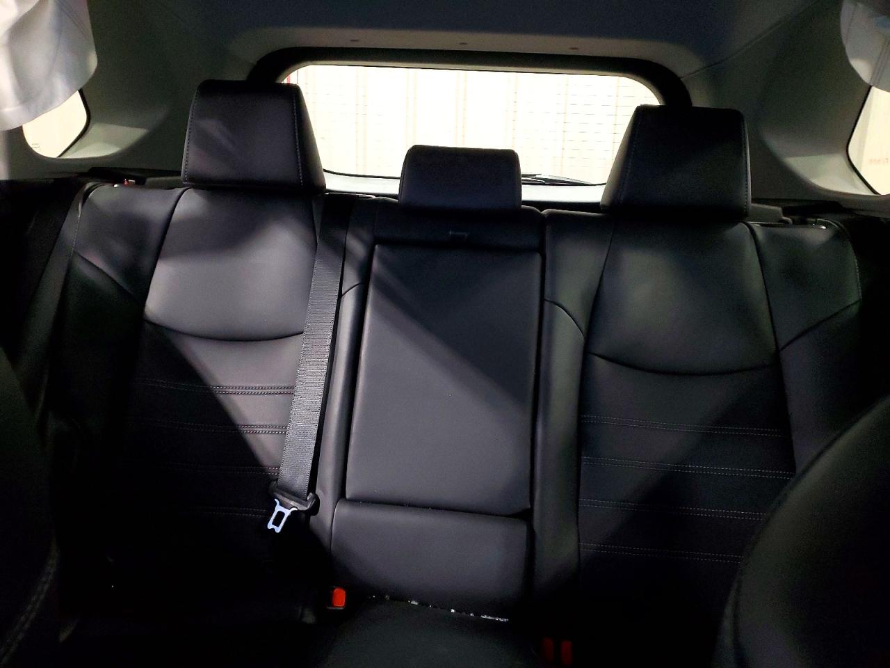 2019 TOYOTA RAV4 XLE PREMIUM photo 10