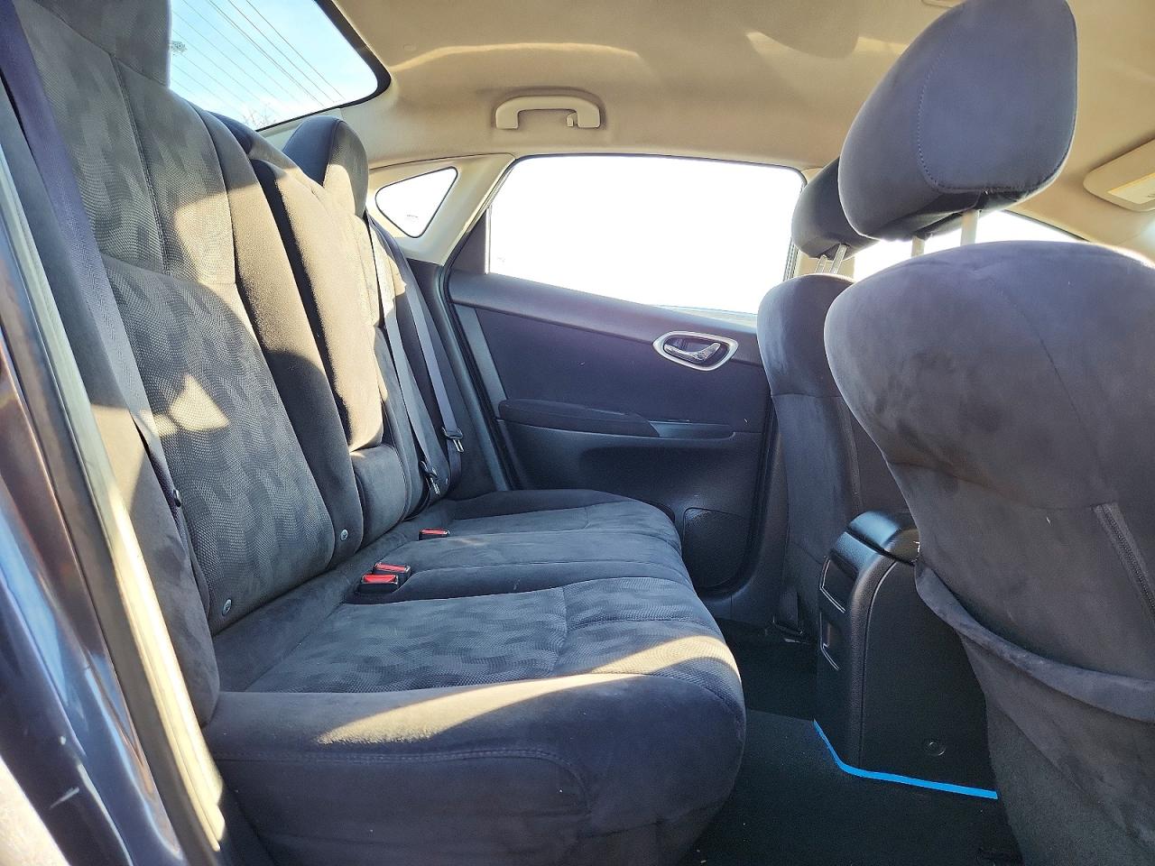 2013 NISSAN SENTRA S photo 28