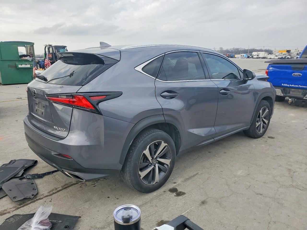 2020 LEXUS NX 300 photo 3