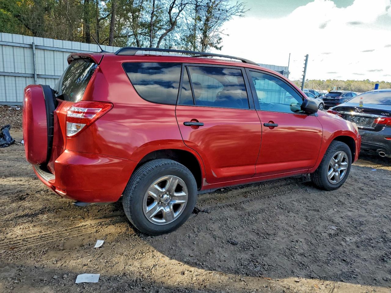 2011 TOYOTA RAV4 photo 3