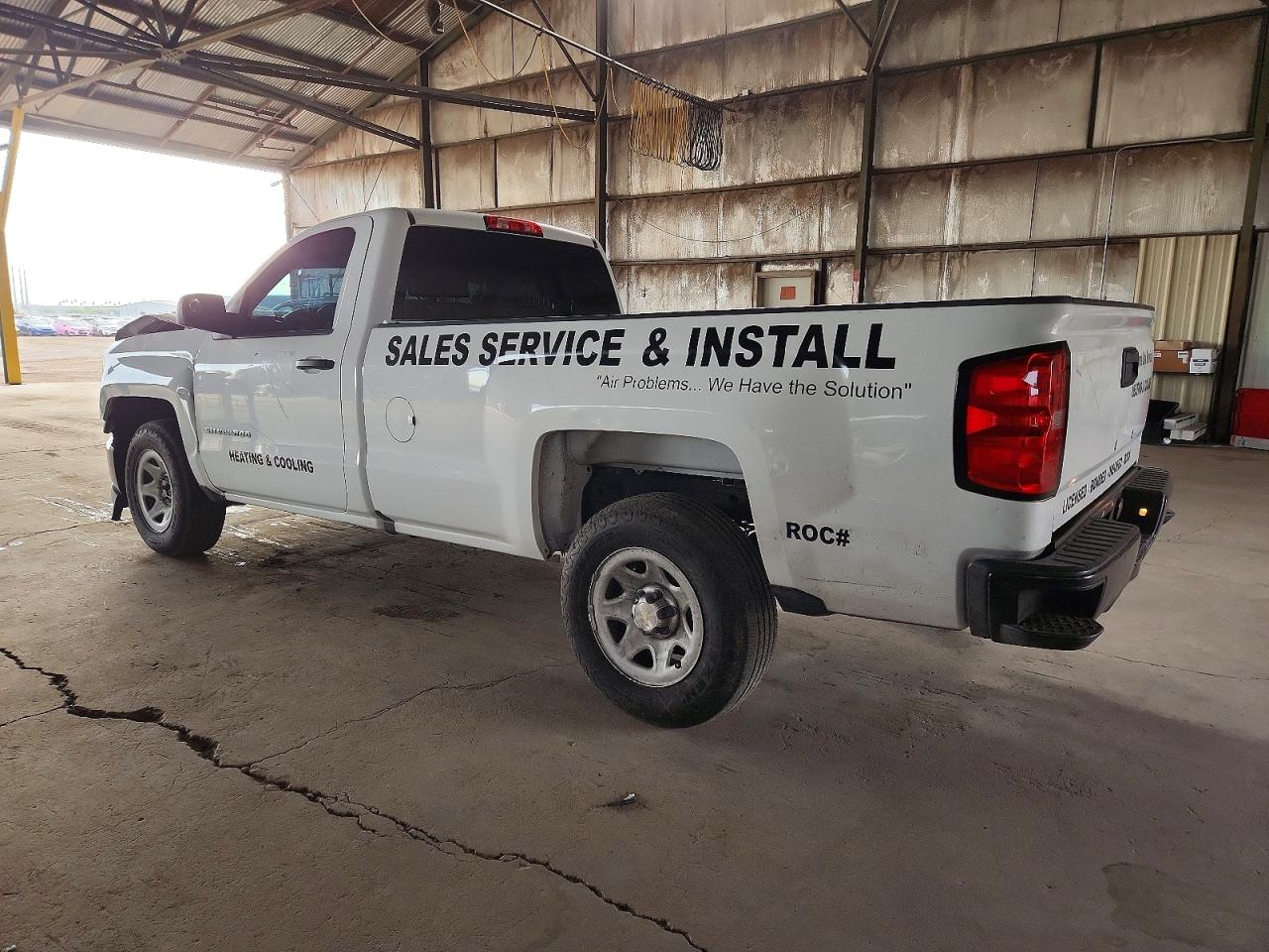 2017 CHEVROLET SILVERADO C1500 photo 3