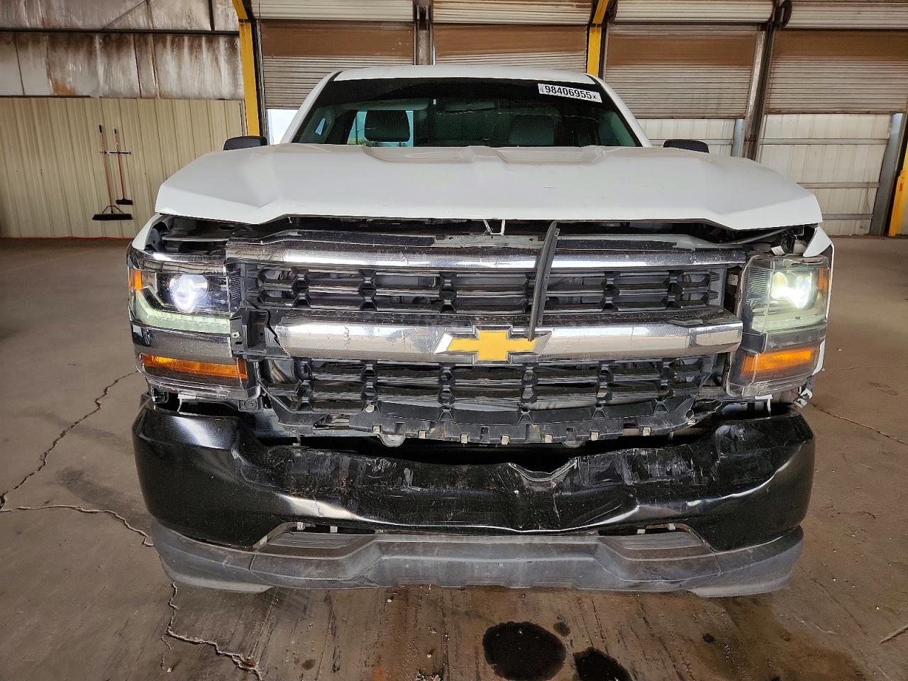 2017 CHEVROLET SILVERADO C1500 photo 9