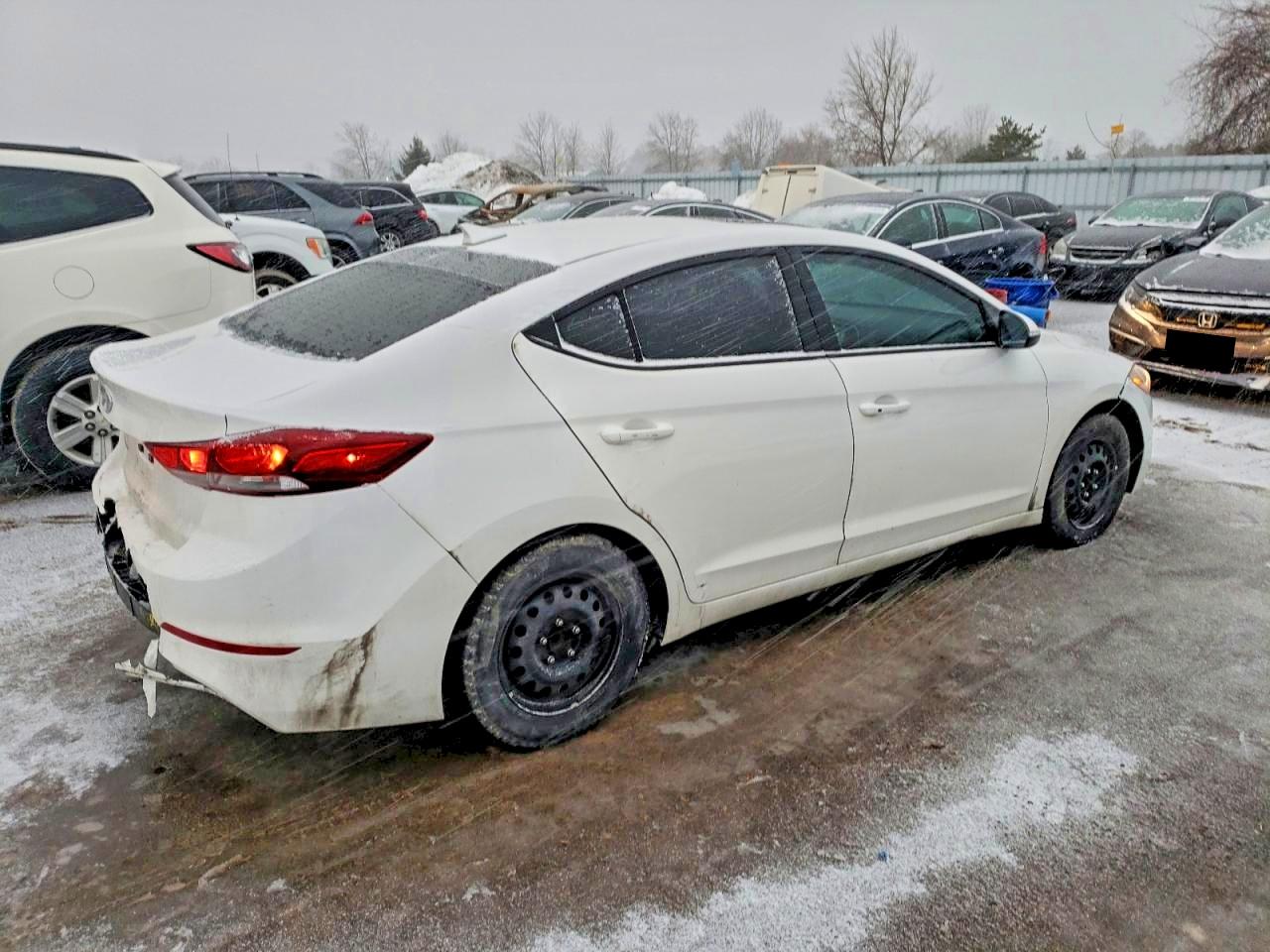 2018 HYUNDAI ELANTRA SEL photo 3