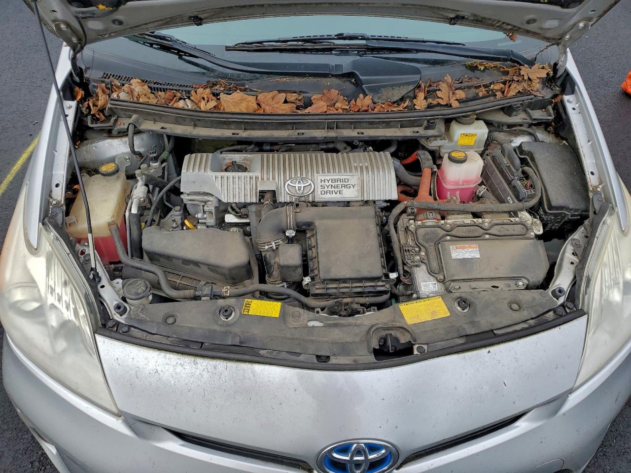 2013 TOYOTA PRIUS photo 11