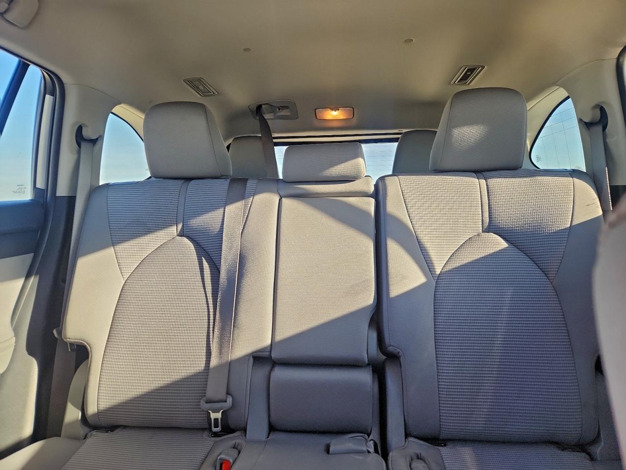 2023 TOYOTA HIGHLANDER L photo 10