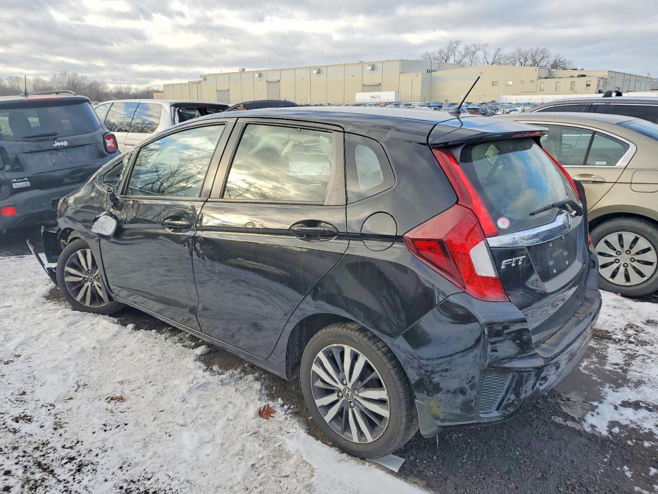 2016 HONDA FIT EX photo 2
