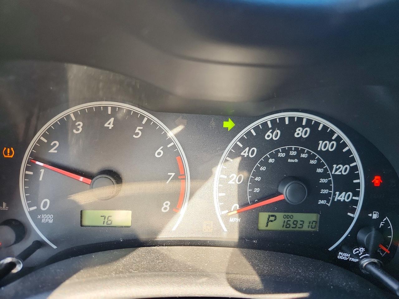 2013 TOYOTA COROLLA BASE photo 9