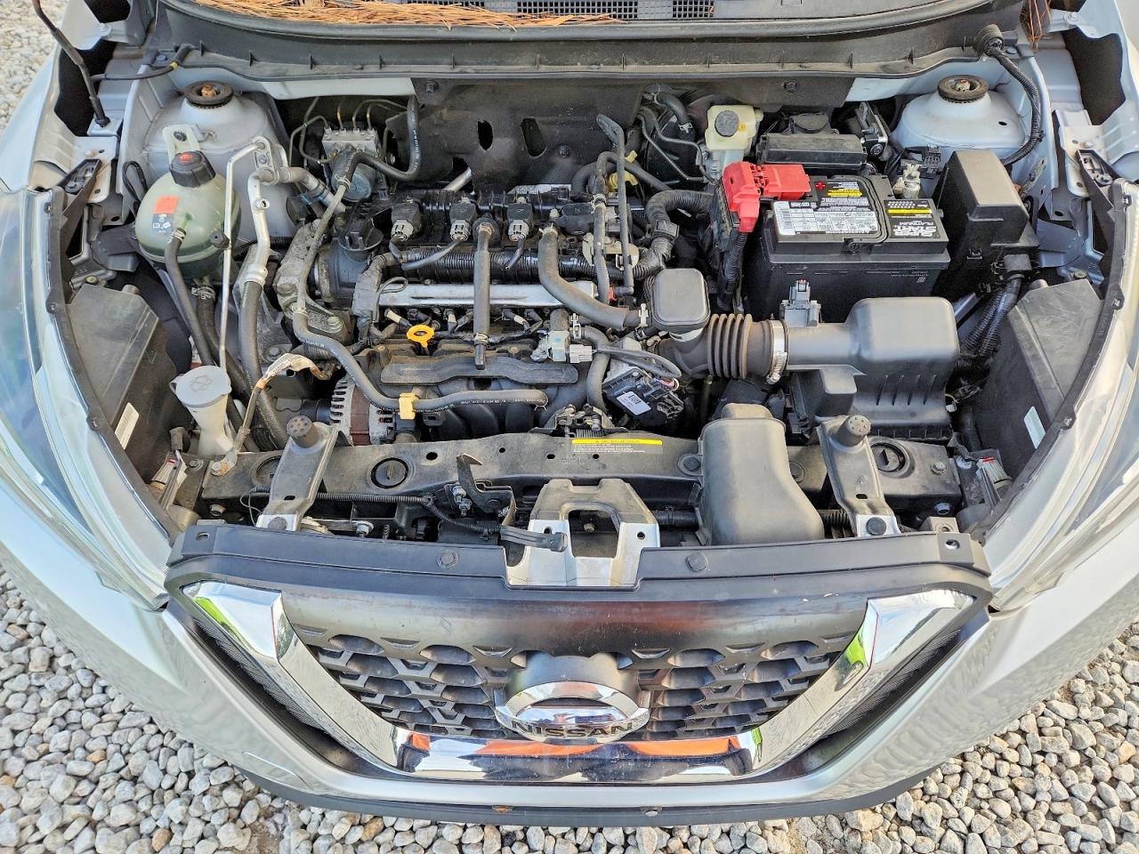 2019 NISSAN KICKS S photo 11