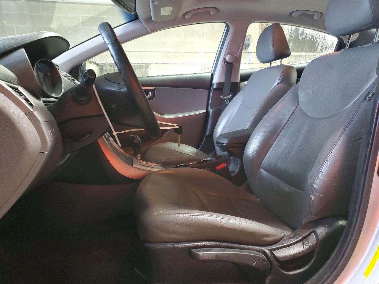 2012 HYUNDAI ELANTRA GLS photo 7