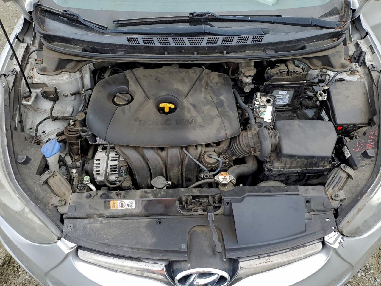 2015 HYUNDAI ELANTRA SE photo 11