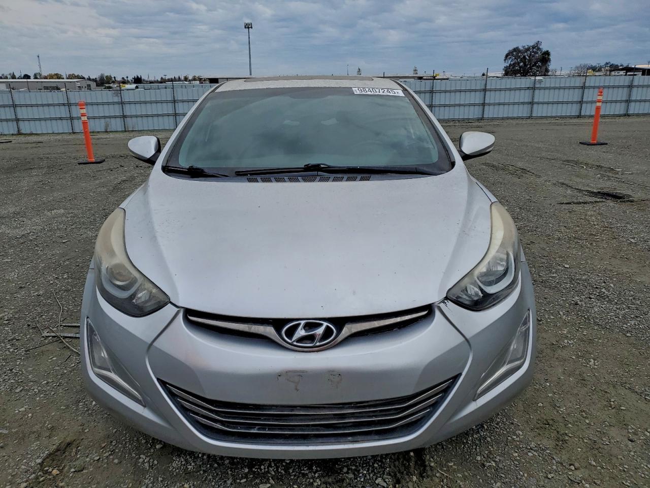 2015 HYUNDAI ELANTRA SE photo 5